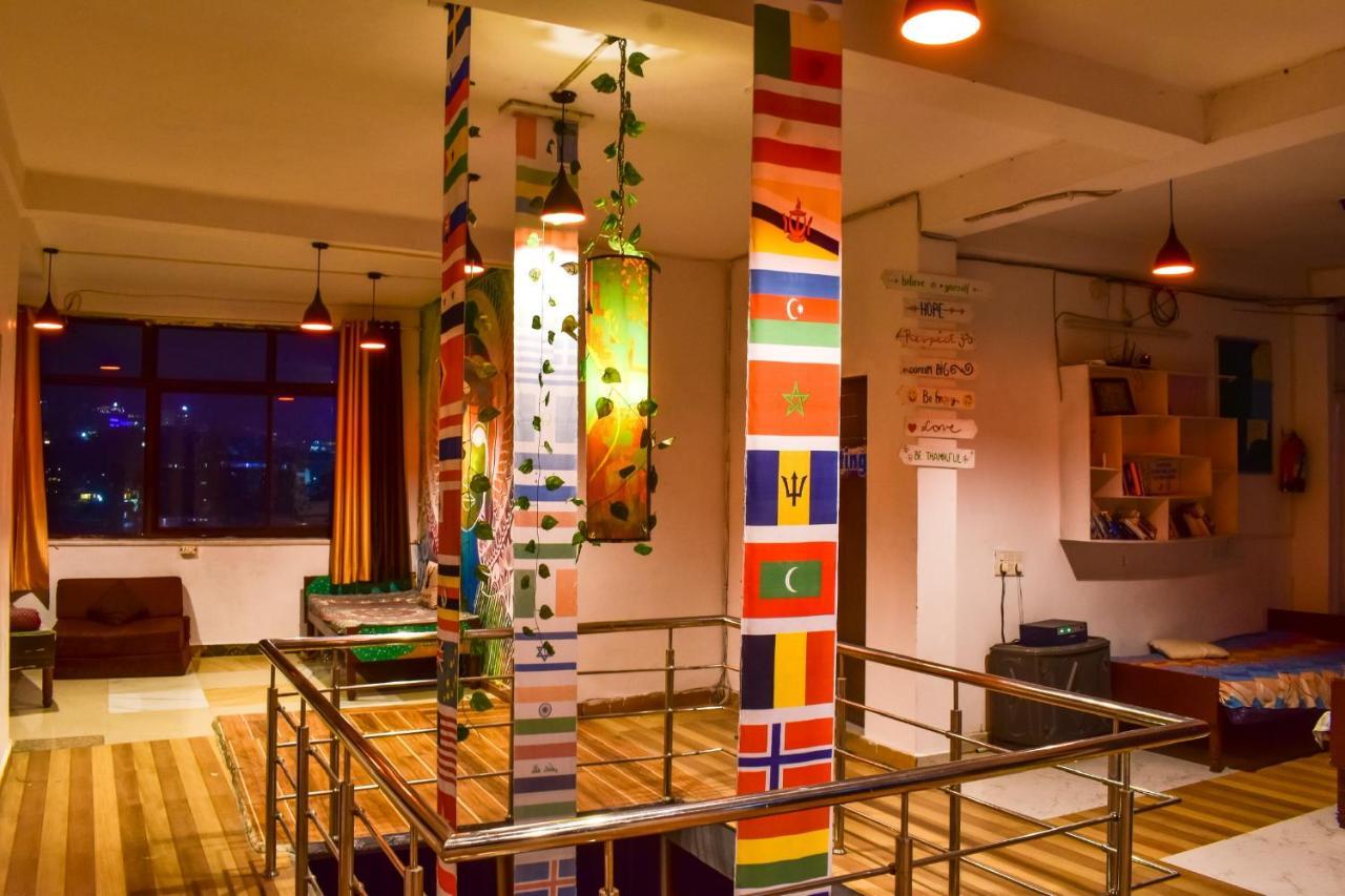 Hostel Skyard Rishikesh, Laxman Jhula Zewnętrze zdjęcie