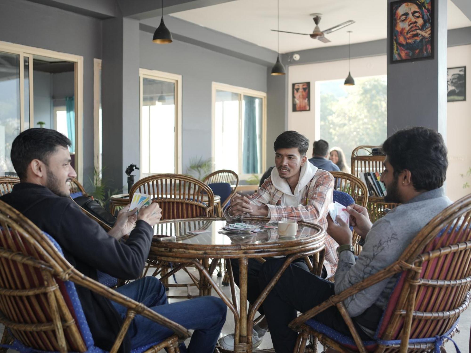 Hostel Skyard Rishikesh, Laxman Jhula Zewnętrze zdjęcie