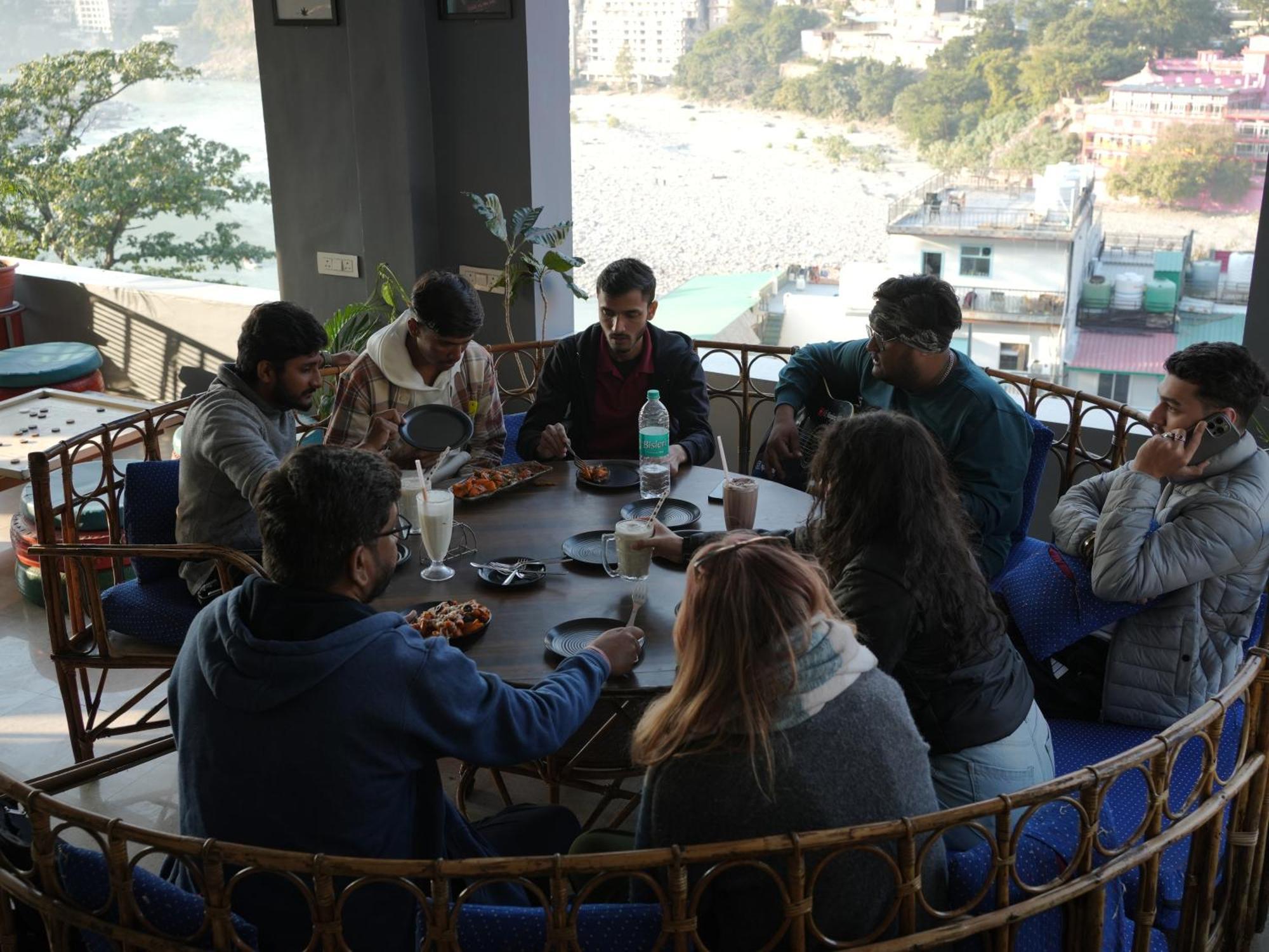 Hostel Skyard Rishikesh, Laxman Jhula Zewnętrze zdjęcie
