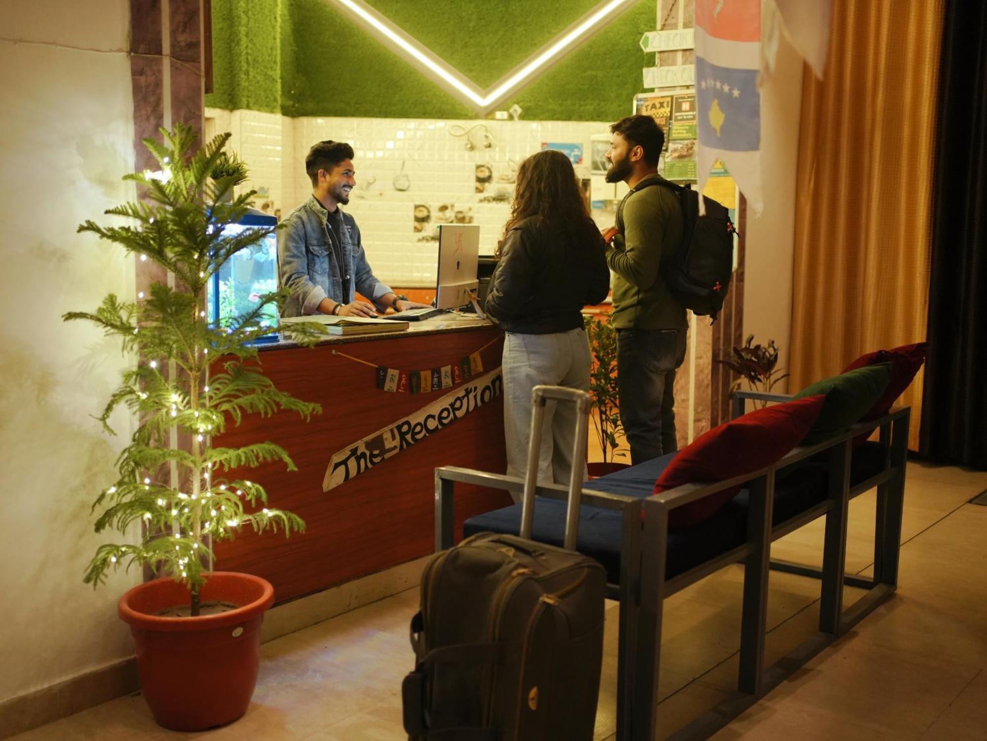 Hostel Skyard Rishikesh, Laxman Jhula Zewnętrze zdjęcie