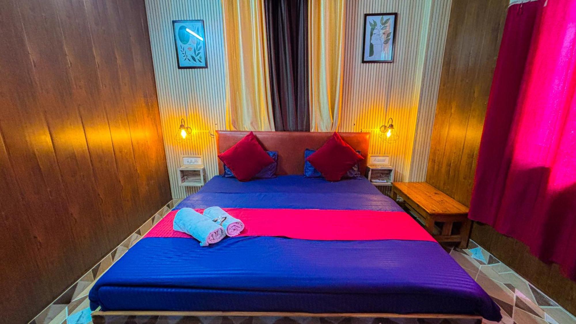 Hostel Skyard Rishikesh, Laxman Jhula Zewnętrze zdjęcie