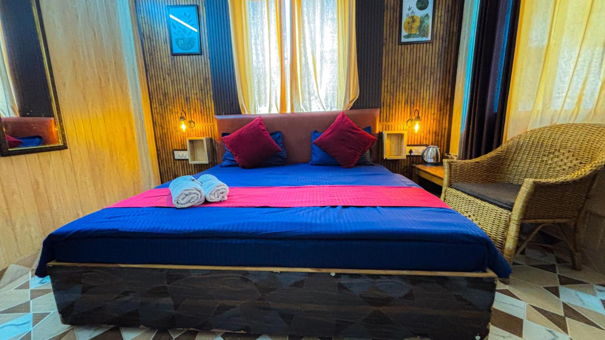 Hostel Skyard Rishikesh, Laxman Jhula Zewnętrze zdjęcie